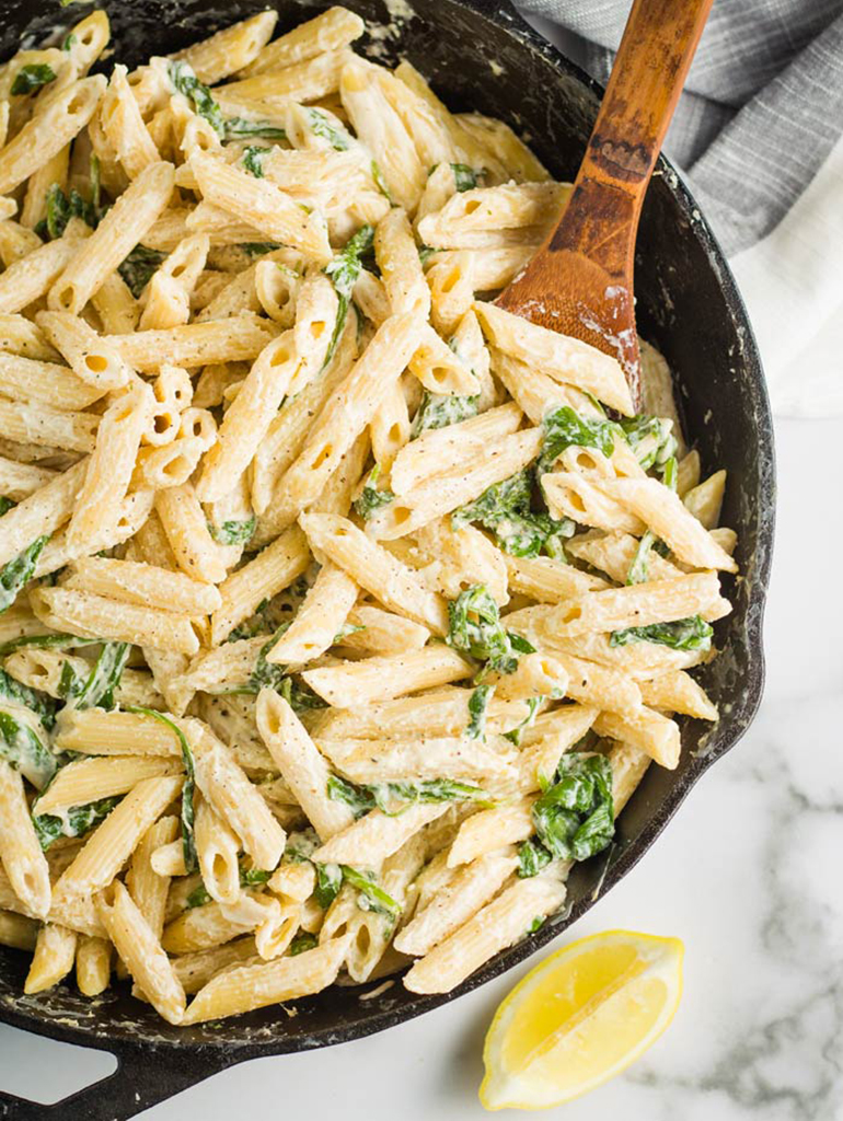 Pasta with Goat's Cheese and Spinach